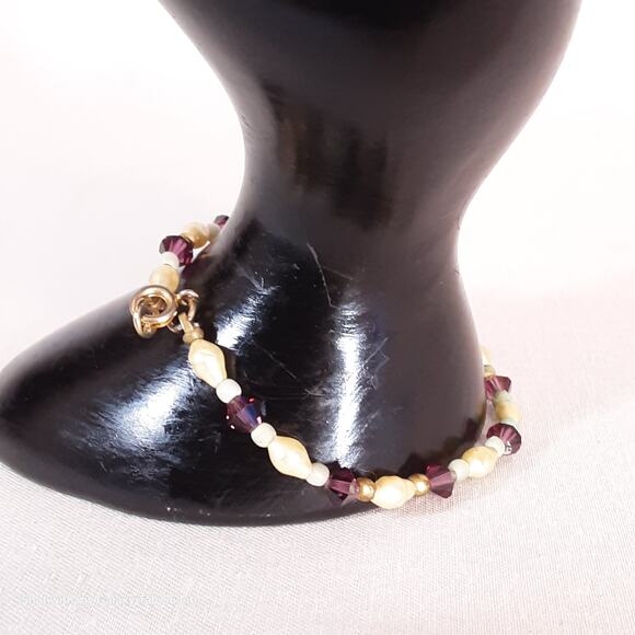 Dainty Beaded Bracelet Multicolor Multishape Stones - Picture 4 of 10